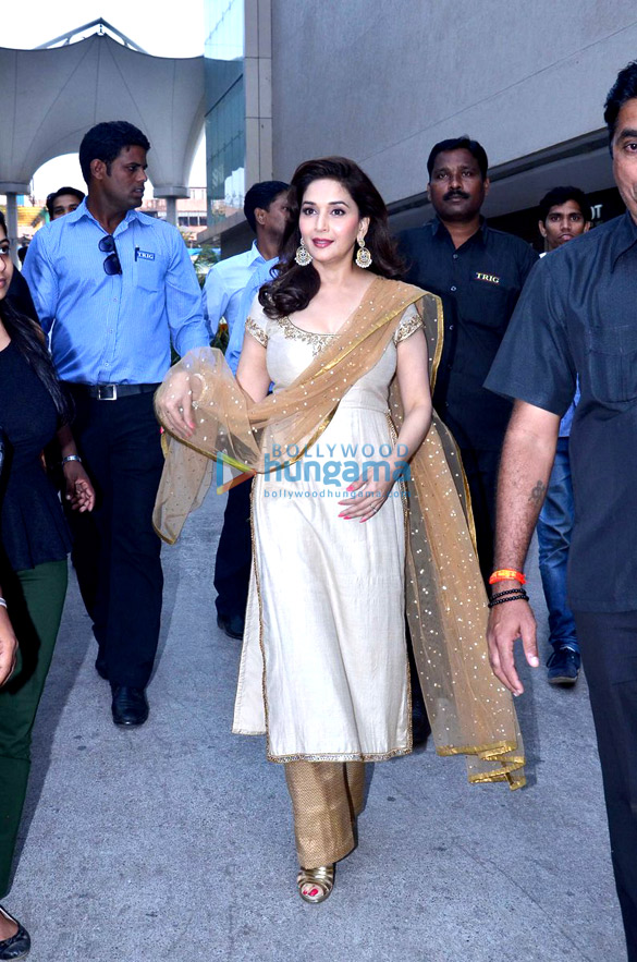 madhuri dixit at sanofi indias diabetes awareness event 7
