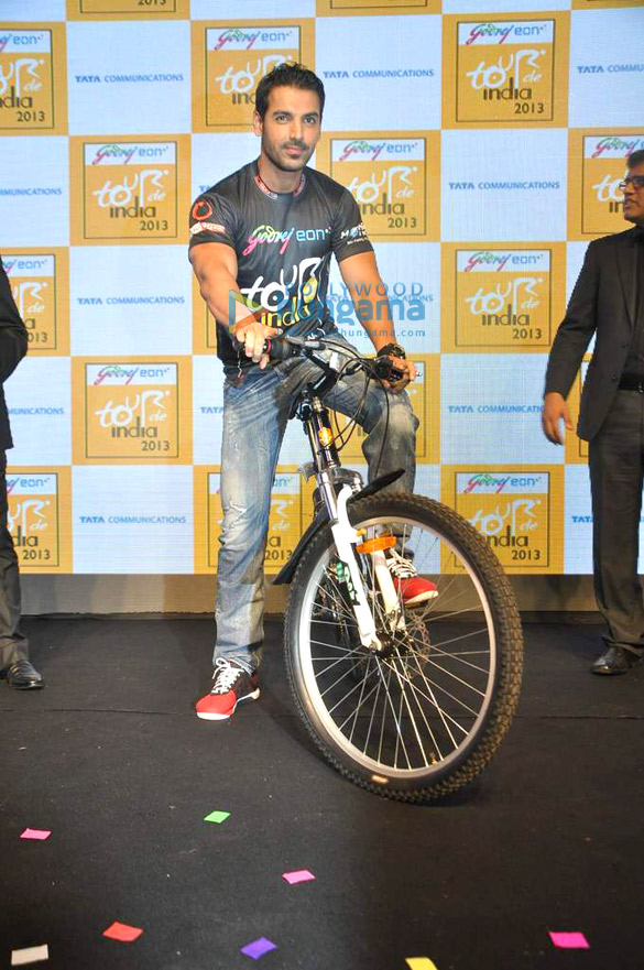 john at the launch of godrej eon tour de india 2013 3