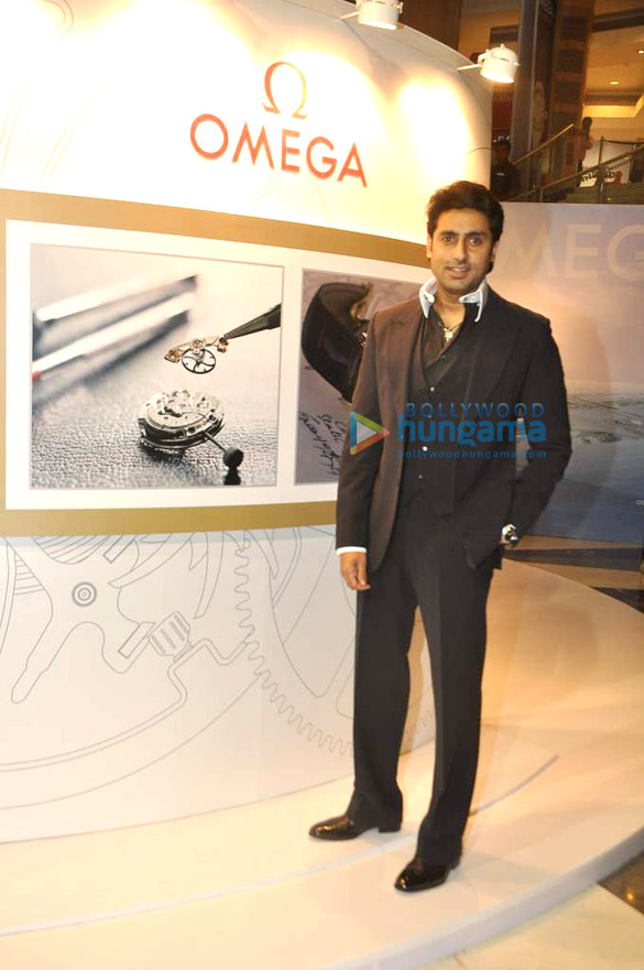 abhishek at the promotion of omega watches 5