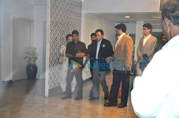 rani dharmendra at dilip kumars birthday celebration 4