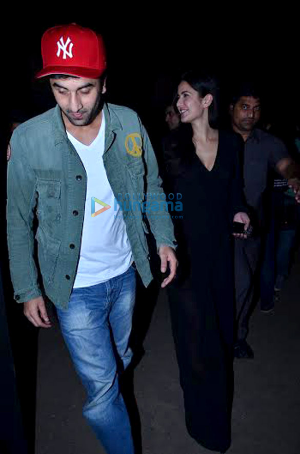 ranbir katrina make their first public appearance at the screening of the wolf of wall street 8
