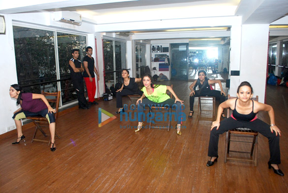 aarti chabria rehearses for new year show 7