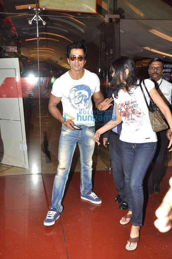sonu sood launches the trailer of the film the legend of hercules 9