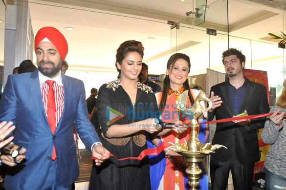 huma qureshi graces the shagun exhibition inauguration 2