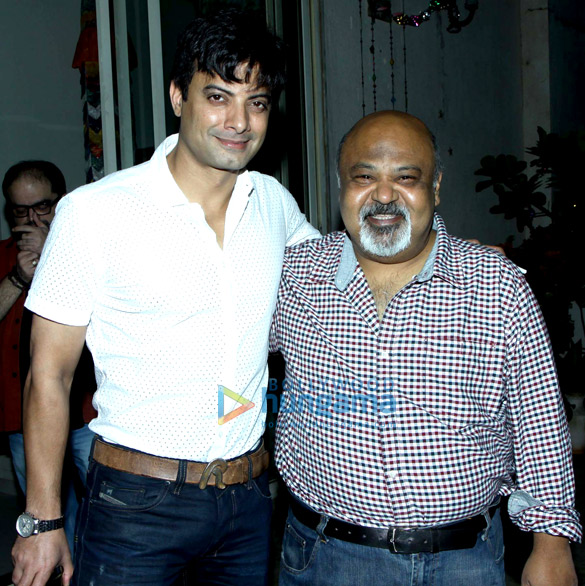 rahul bhatts surprise birthday party for sudhir mishra 8
