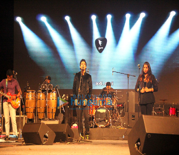 farhan akhtar performs live at alegria 2014 7