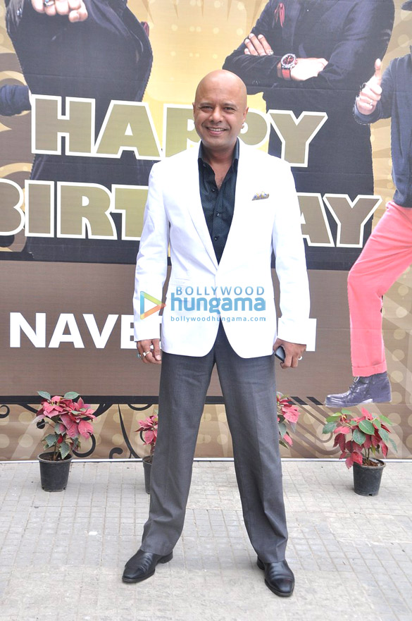naved jaaferis surprise birthday bash hosted by sayeeda jaaferi 15