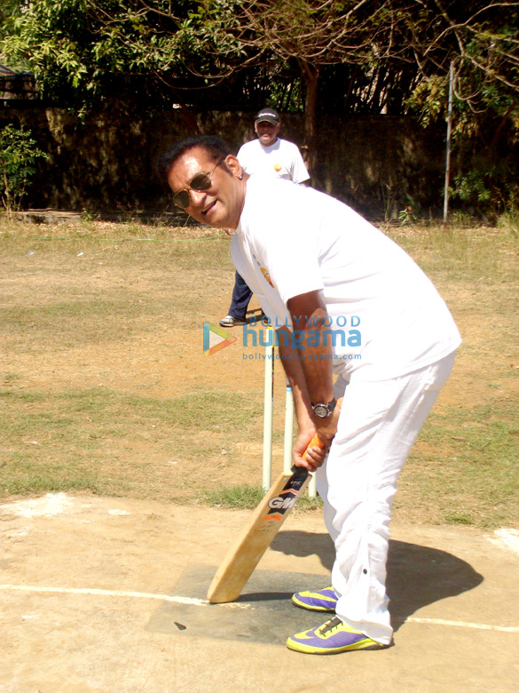 abhijeet dedicates a cricket match for sachin tendulkar 4