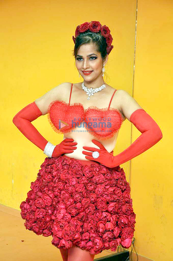 tanisha singhs pre valentines day photo shoot 10