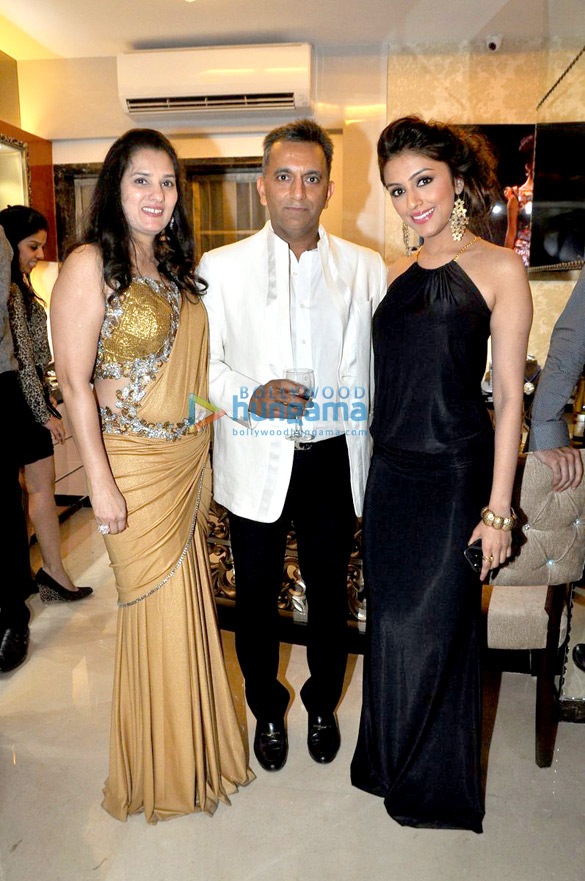 launch of the cappuccino collection store 12