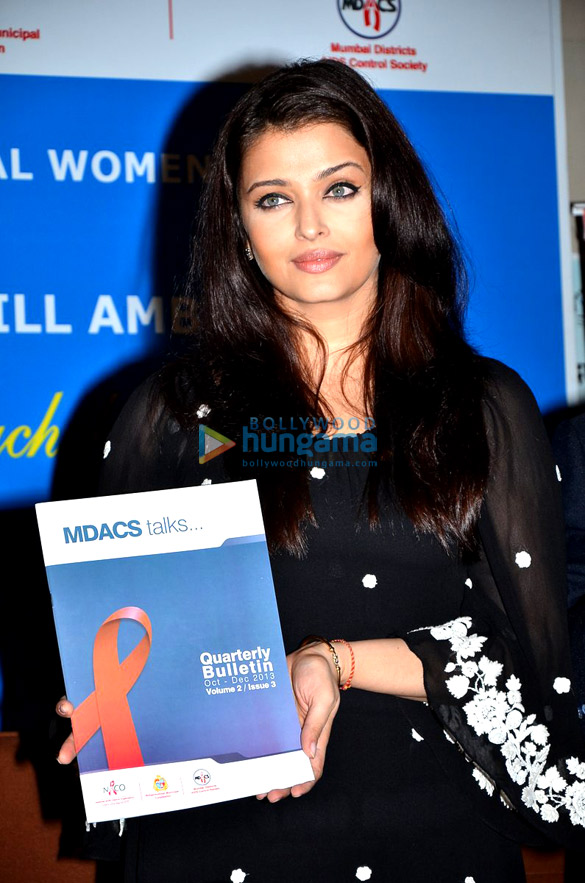 aishwarya rai leads unaids mission on issues of women hiv 3