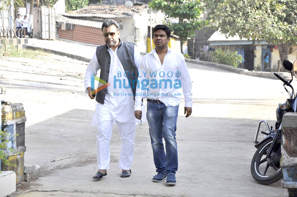 celebs attend bobby chawlas funeral 14