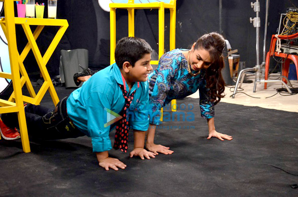 malaika arora snapped at the disney captain taio promotion 6