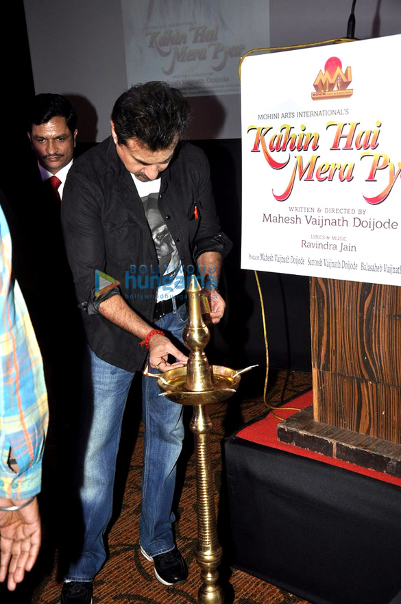 sanjay kapoor promotes the film kahin hai mera pyar 4