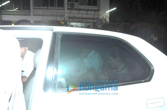 sushmita sen snapped while on dinner date late last night 4