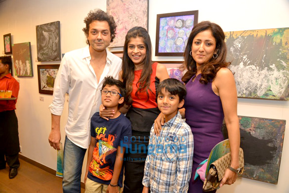 sunny bobby deol at gateway schools annual charity art show 4