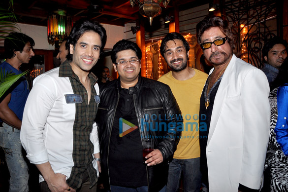 sanjay gupta hosts bash for writer milap zaveri 18