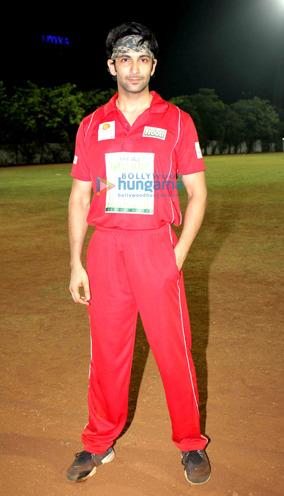 celebs at the gold charity cricket match 17