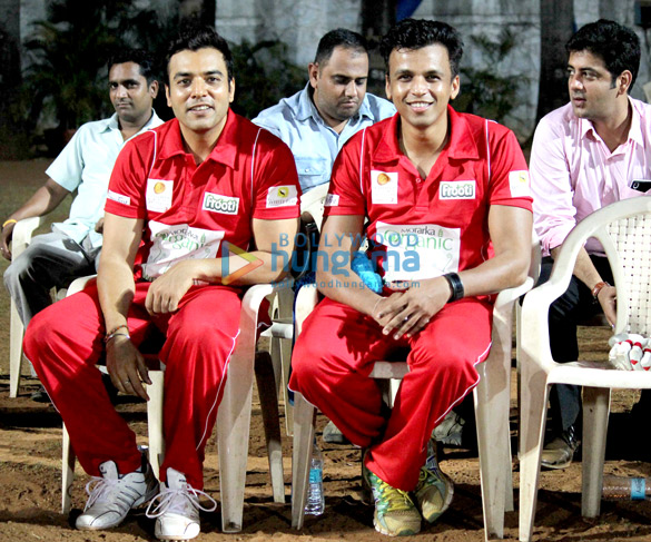 celebs at the gold charity cricket match 11