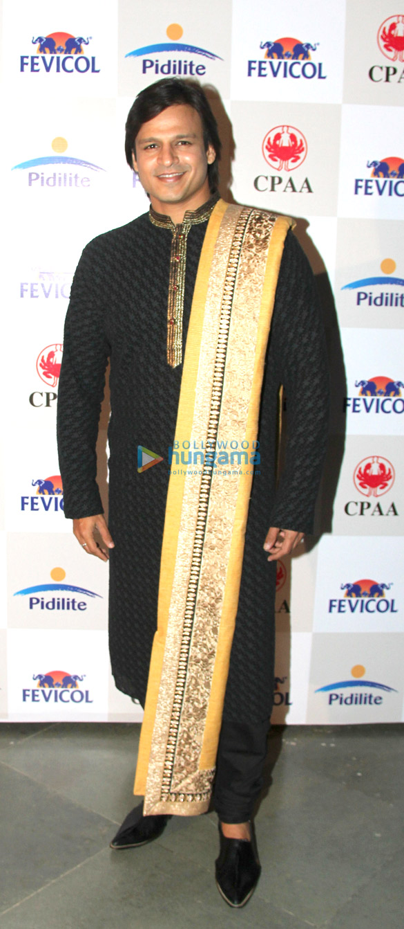 ranbir kapoor at the cancer patients aid associations fashion show by shaina nc 24
