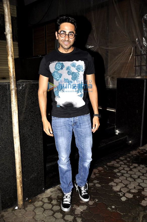 ayushmann khurrana snapped in bandra 3