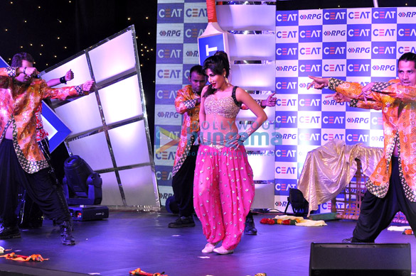 chitrangda singh performs at ceat cricket rating awards 2014 5