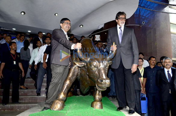 big b rings the opening bell of bse as a part of his tv serial yudhs promotions 8