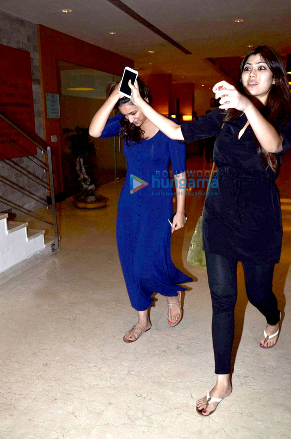 parineeti chopra snapped without make up 3