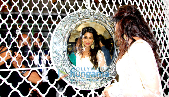 chitrangda singh inaugurates jewellery exhibition glamour north mumbai 2014 9
