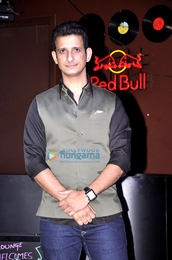dharmendra sharman joshi grace the launch of carnival cinemas 7