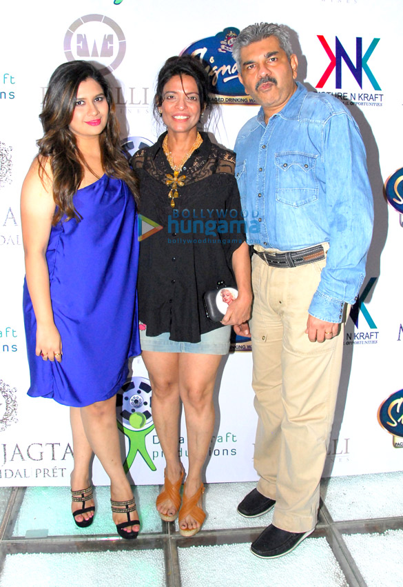 mugdha unveils designer manali jagtaps new bridal handbag collection clutch closet 5