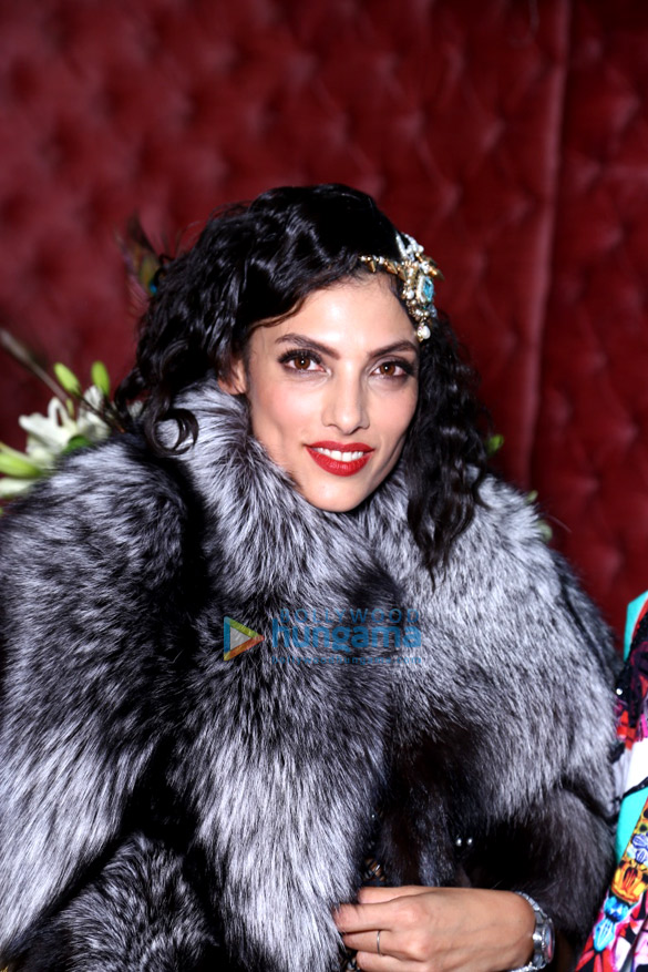 celebs at the harpers bazaars fashion party 4