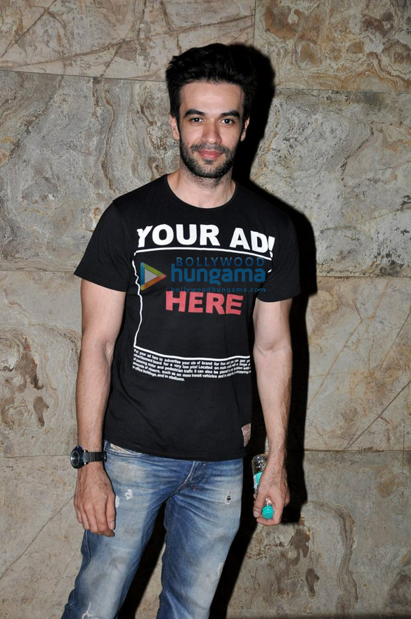 manyata dutt snapped with kids at lightbox 5