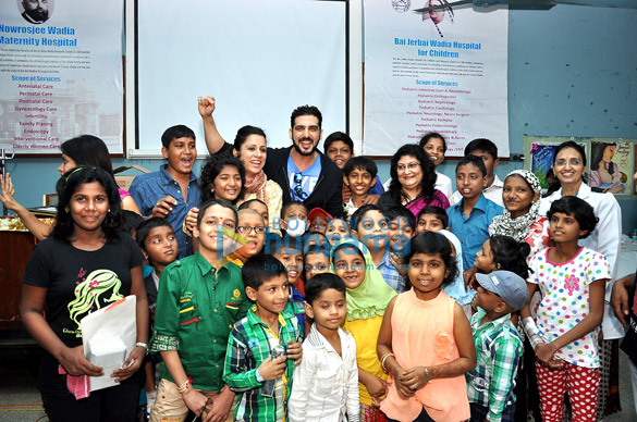 emraan hashmi graces rouble nagis art workshop 4