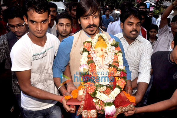 vivek oberoi his familys ganpati visarjan 6