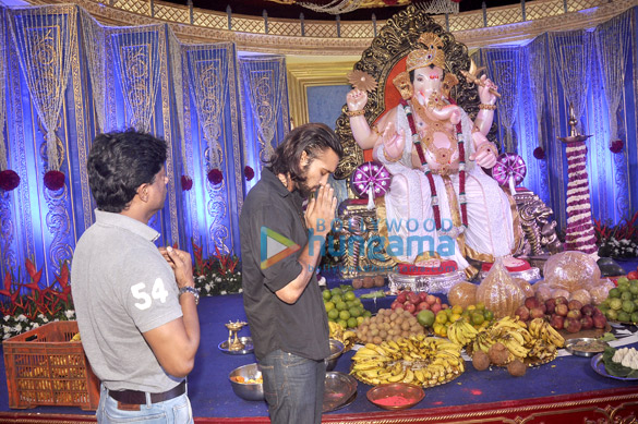 akhil kapur anand kumar seek ganeshas blessing 3