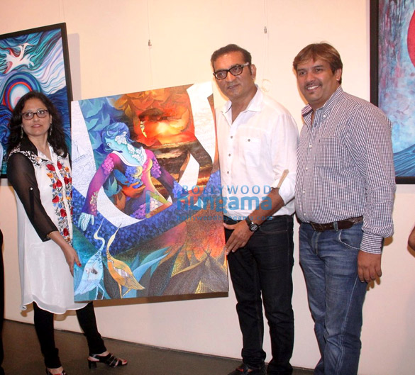 abhijeet graces shashi thakurs show of her new paintings titled beyond the seas 2