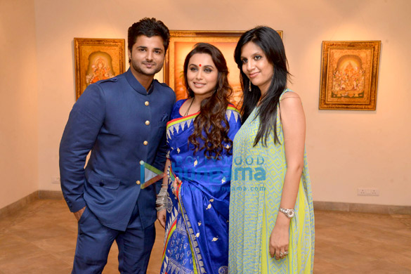 rani mukerji inaugurates suvigya sharmas art exhibition 6