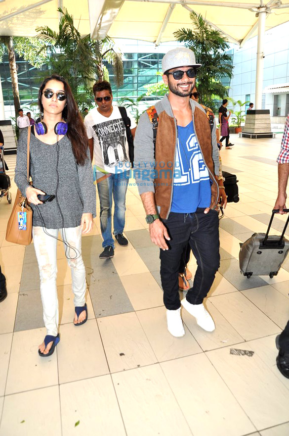 shraddha kapoor shahid kapoor dhanush snapped at the airport 5