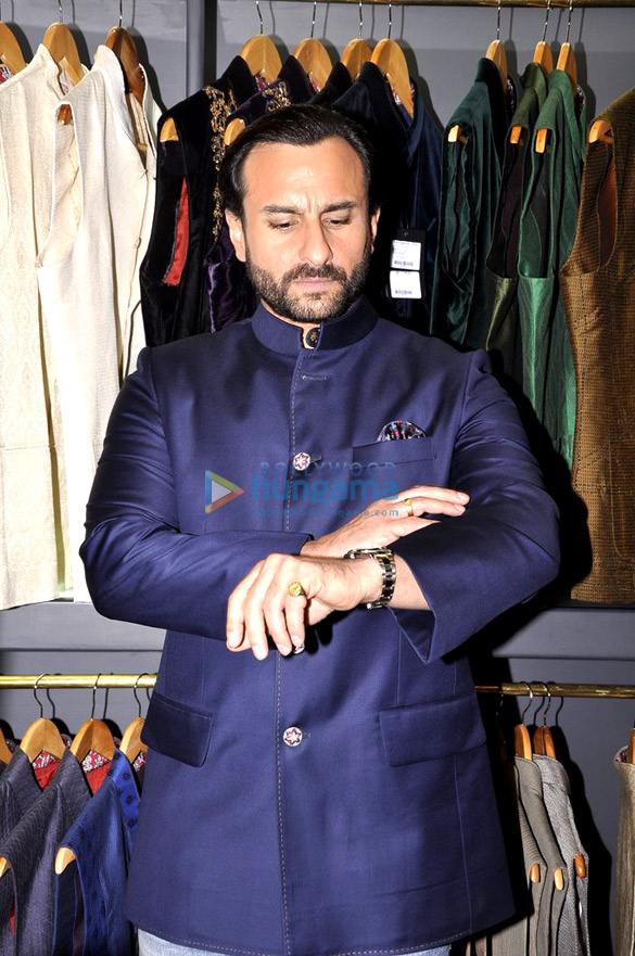 saif ali khan inaugurates designer raghavendra rathores new store 6