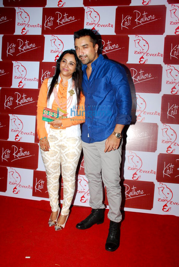 vivek oberoi at kirti rathores store launch 5