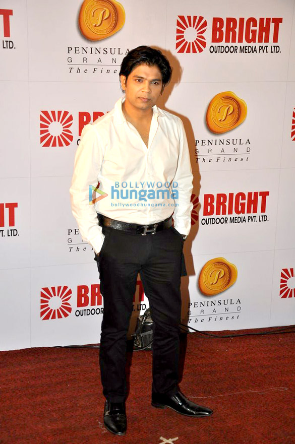 hrithik roshan ranbir kapoor others grace 2nd bright awards 30