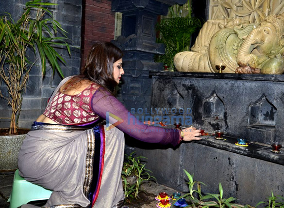 raveena tandon celebrates diwali 5