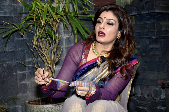 raveena tandon celebrates diwali 6