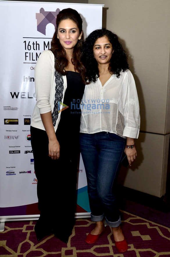 preity zinta huma qureshi at 16th mumbai film festival day 5 4