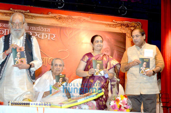 sulochana devi honoured with hridaynath mangeshkar award 2