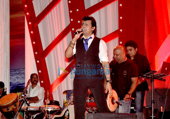 sonu nigam at chatth pooja 2