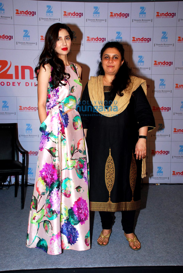 pakistani actress mahira khan graces zindagi channels press meet 3