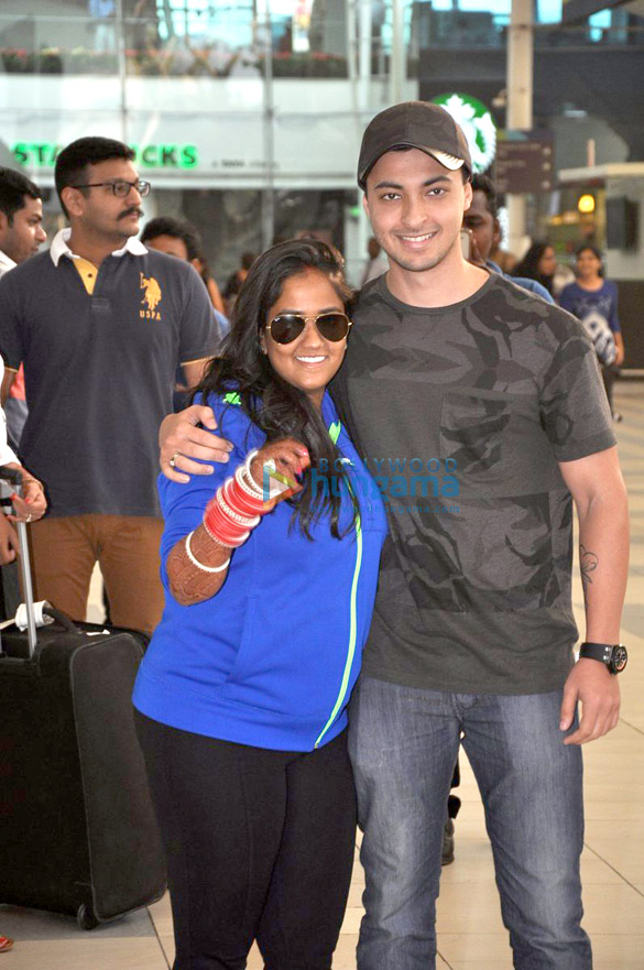 arpita khan returns from bangalore post her wedding 2