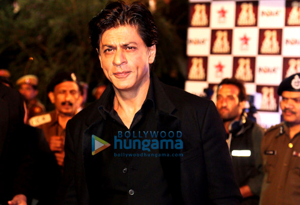 shah rukh khan salman khan aamir khan grace the 21 years of aap ki adalat celebration 4
